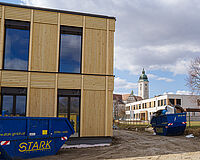NeubauKW10-2022-25